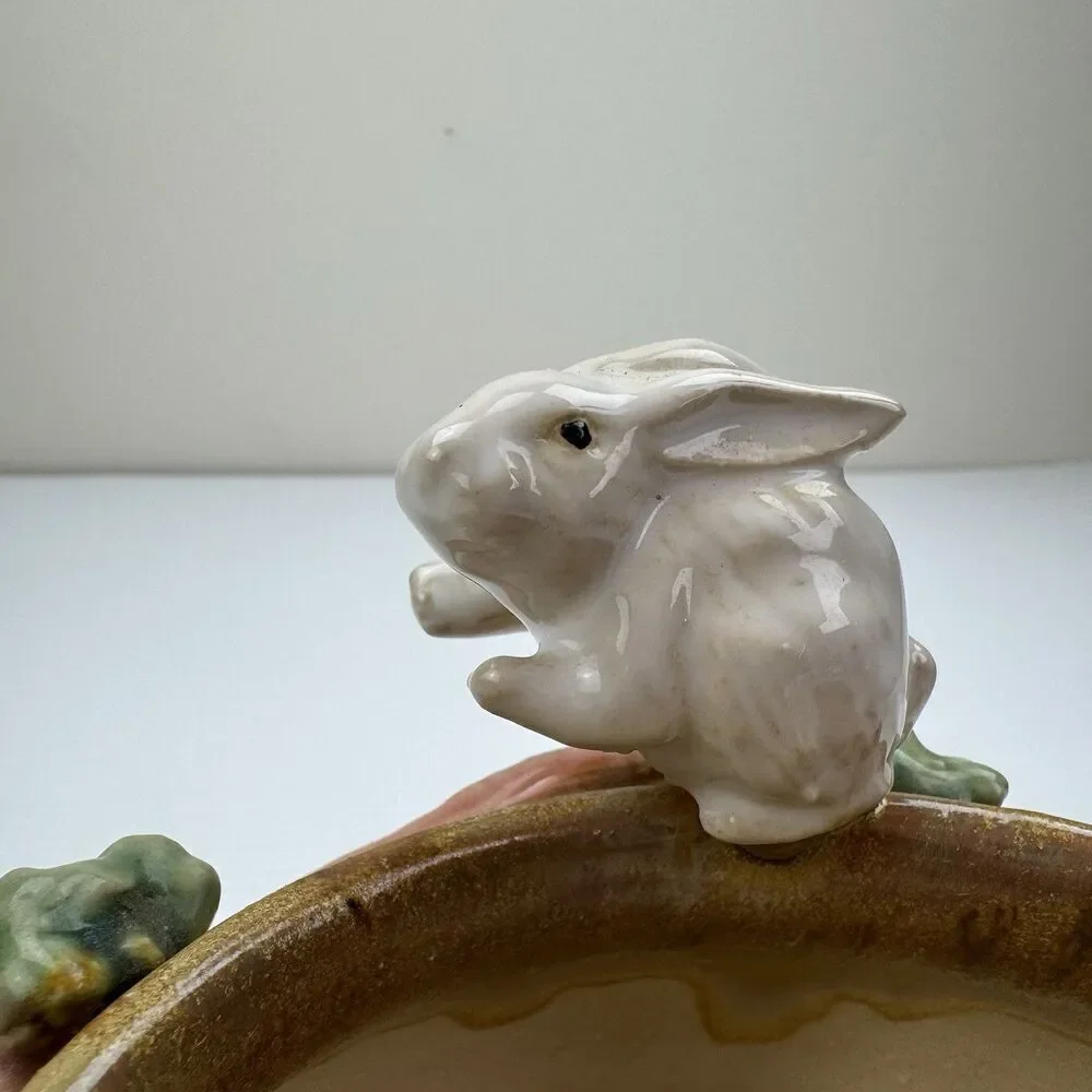 Vintage Easter Bunny Pottery Candy Bowl w Carrots Rabbit Spring Decor